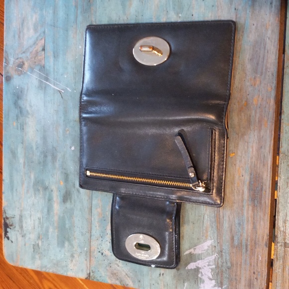 Kate Spade wallet - Picture 8 of 13